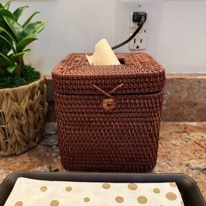 Rattan Tissue Box Cover, Square Wicker Facial Tissue Holder, Rounded Corners, Op